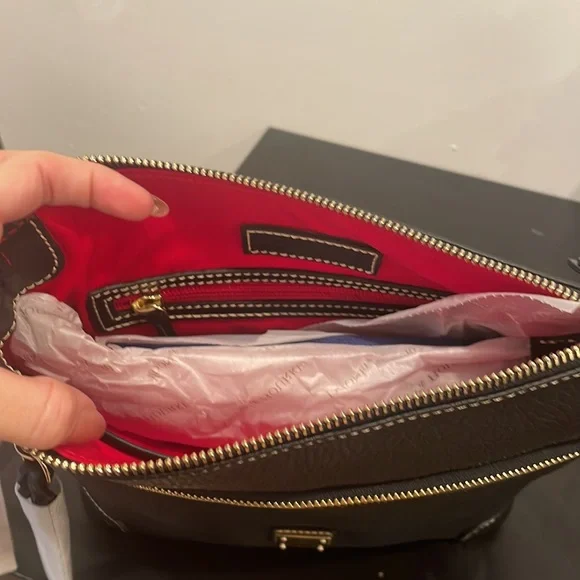 NWT Dooney & Bourke Pebble Grain Crossbody Bag - Picture 9 of 11
